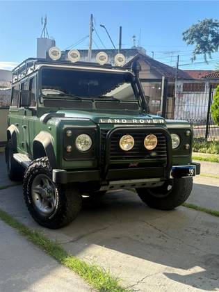 LAND ROVER DEFENDER 2.5 CSW 110 4X4 TURBO DIESEL 4P MANUAL